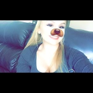 Meet your Posher, Arina